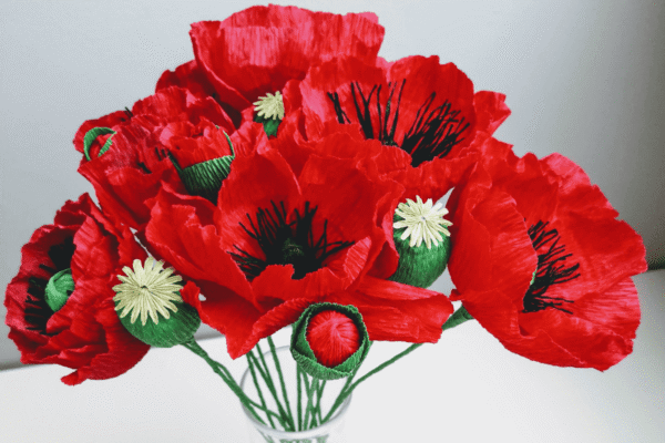 Bukiet kwiatów z krepiny