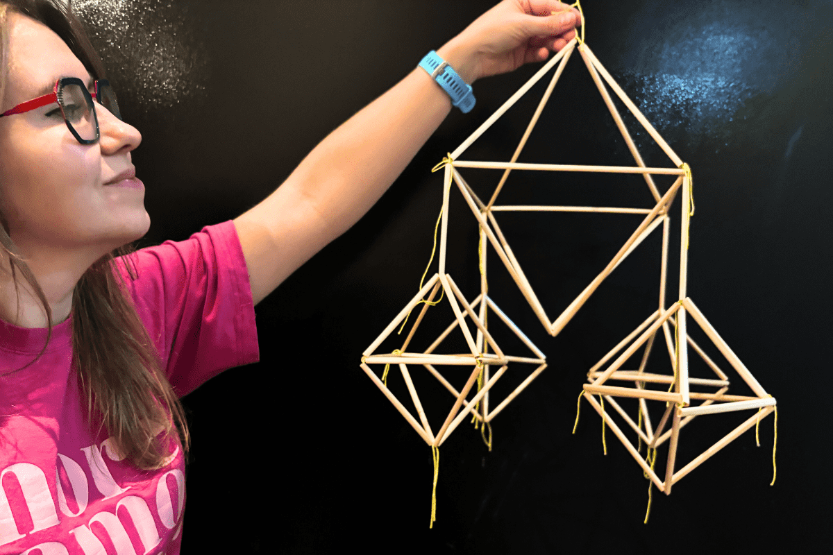 Pracownia projekt papier warsztaty pająki ludowe