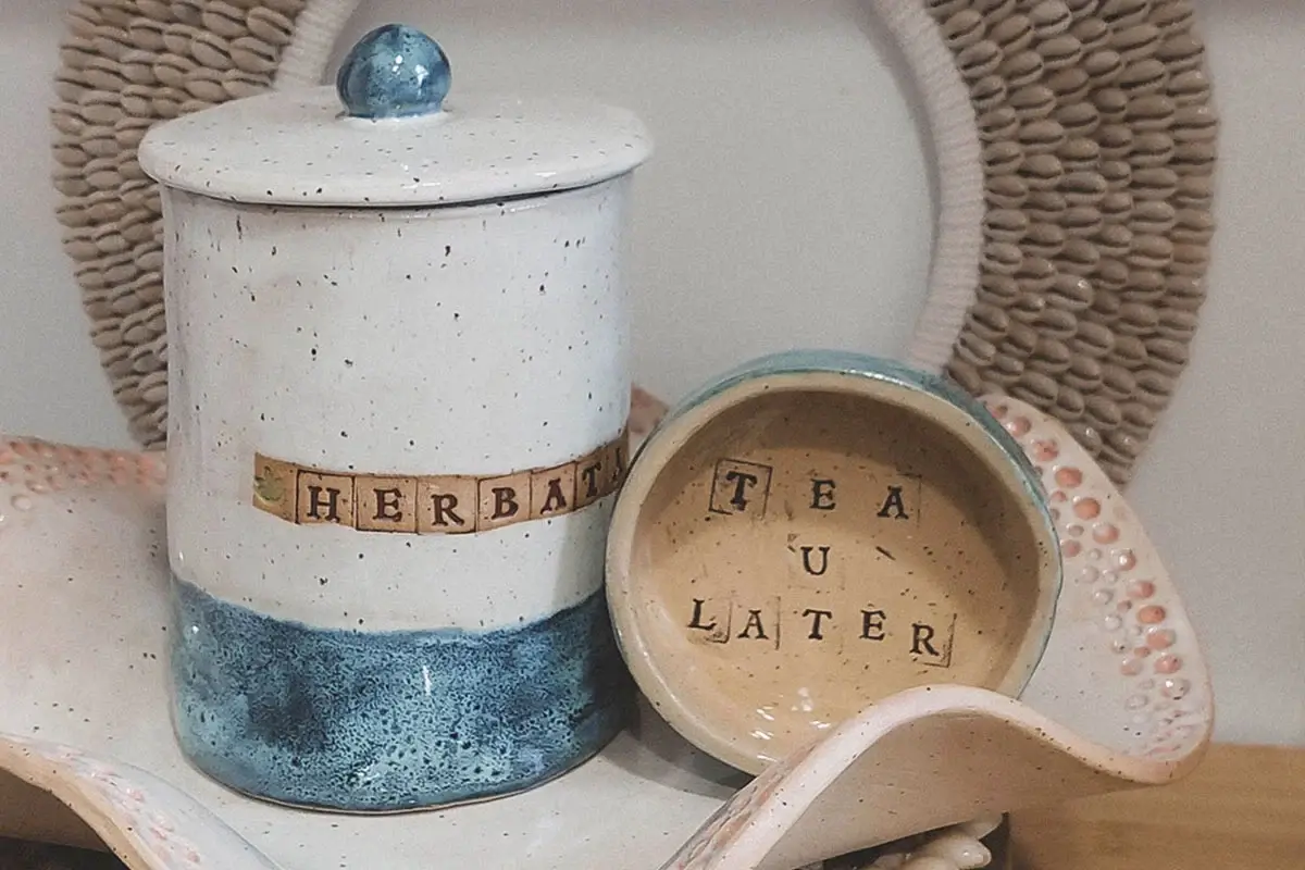 GLAZE AND FIRE Podstawy Szkliwienia i Malowania Ceramiki warsztaty ceramiczne wroclaw warsztaty ceramiki dla poczatkujacych zrob to sam feblik warsztaty dla doroslych