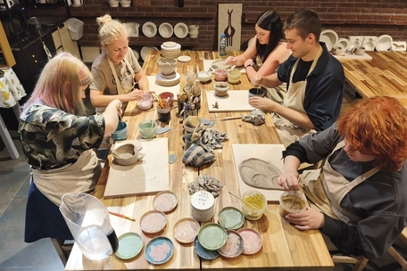 Podano do stołu - ceramika użytkowa (Lepimy i Zdobimy)